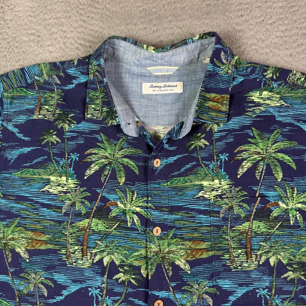 Tommy Bahama Shirt Mens 2XL The Veracruz Cay Palm Tree Beach Print Floral